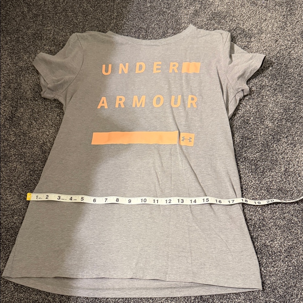 Under Armour Women's Gray and Orange Tee